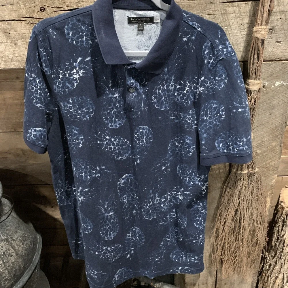 Banana Republic SS Polo 1/4 Button Performance Pique Collar Blue Pineappl Mens L